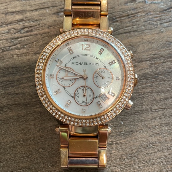 Michael kors watch - Picture 2 of 6